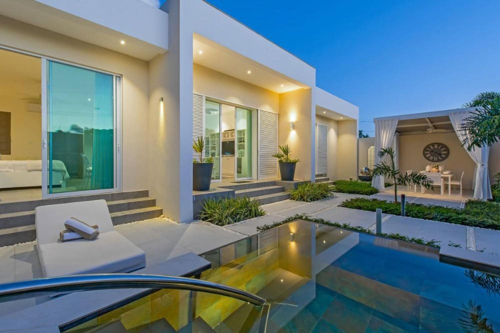 فيلا Footprints By Blue Sky Luxury سانت جيمس الغرفة الصورة